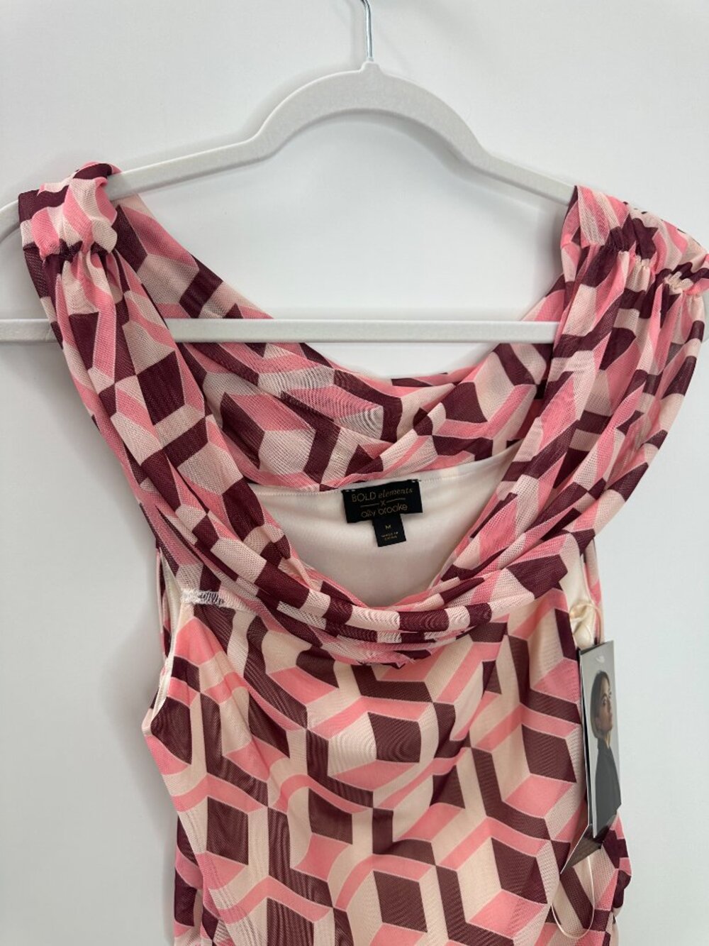 NWT Bold Elements x Ally Brooke Geo Print Mesh Top Ruched Off Shoulder Office - Picture 3 of 8